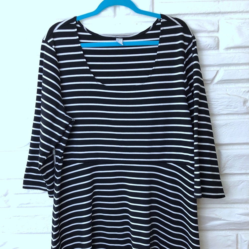 Old Navy dress